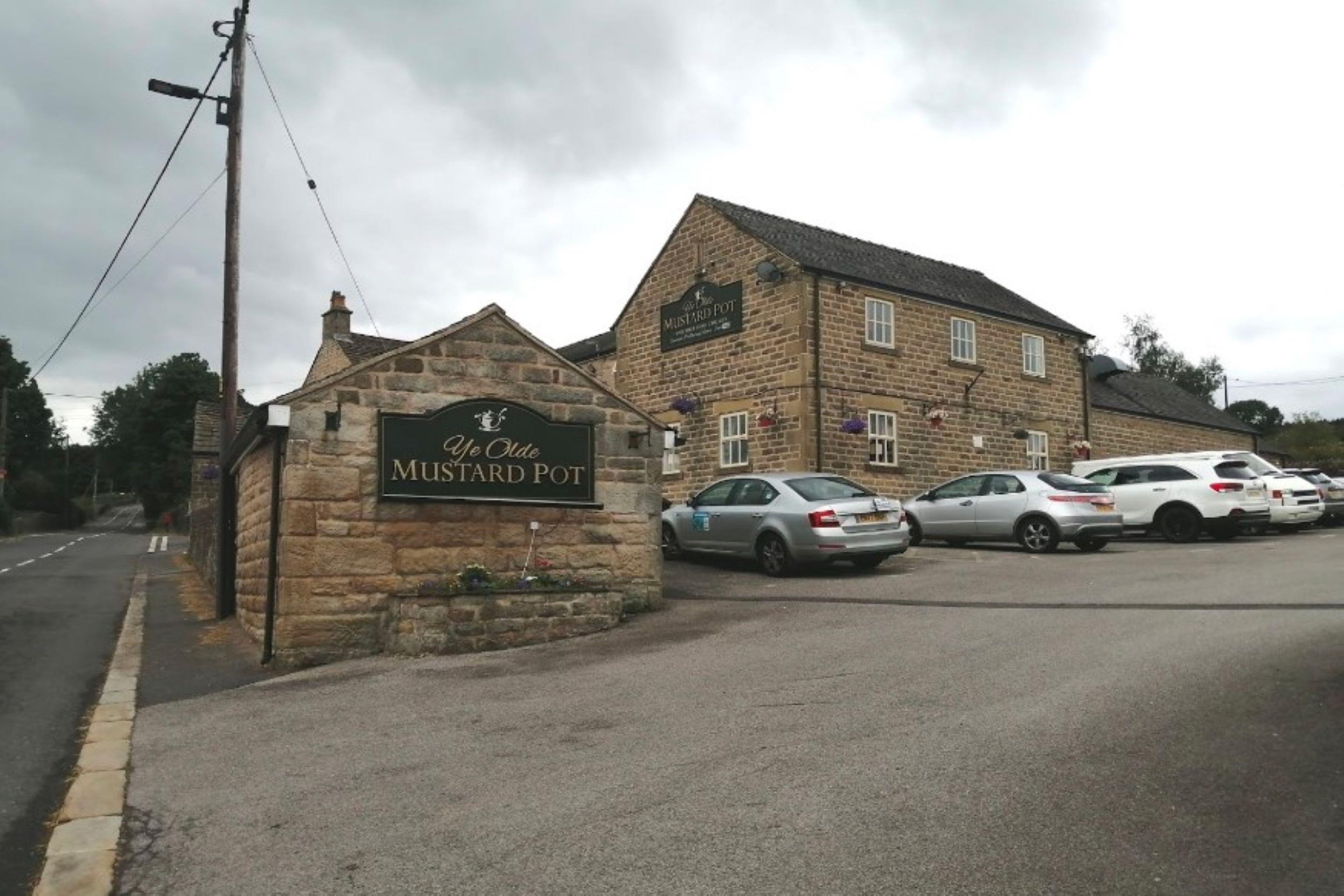 Hotel Ye Olde Mustard Pot à Midhopestones Extérieur photo